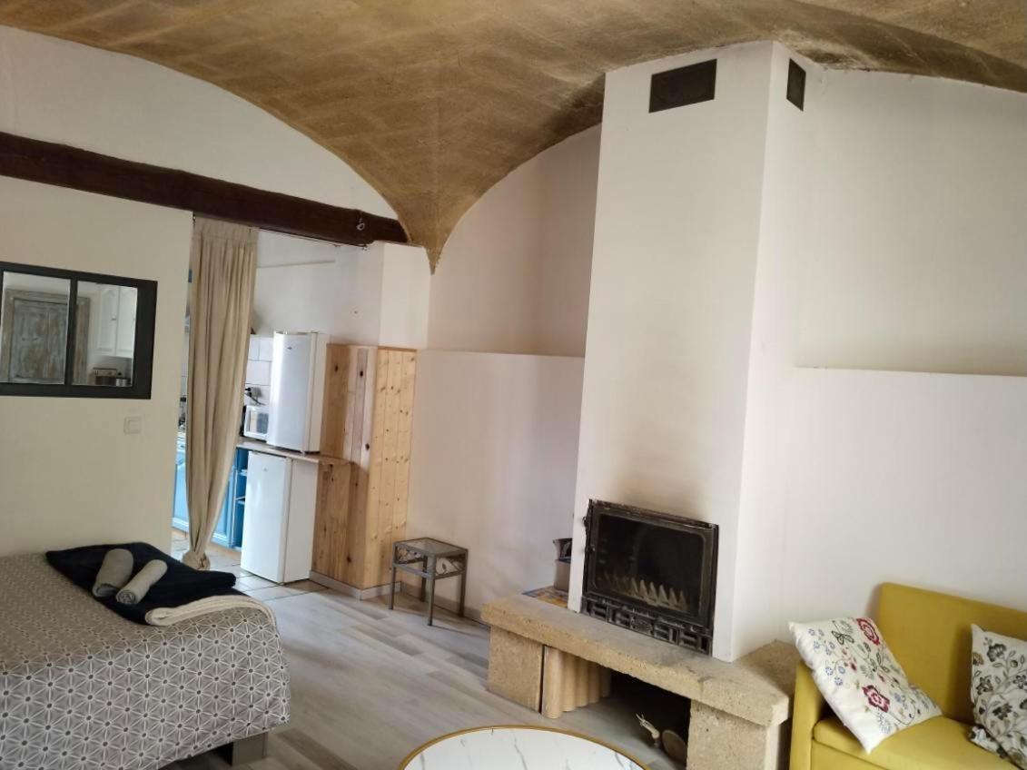 Studio Proche Pont Du Gard Remoulins Extérieur photo